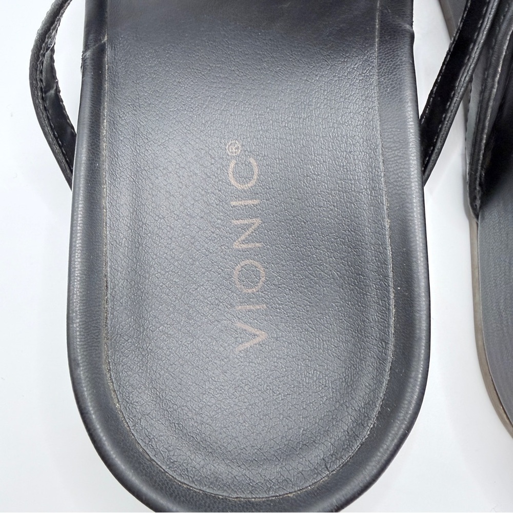 Vionic Solari Women's Toe-Post Sandals - Picture 9 of 10